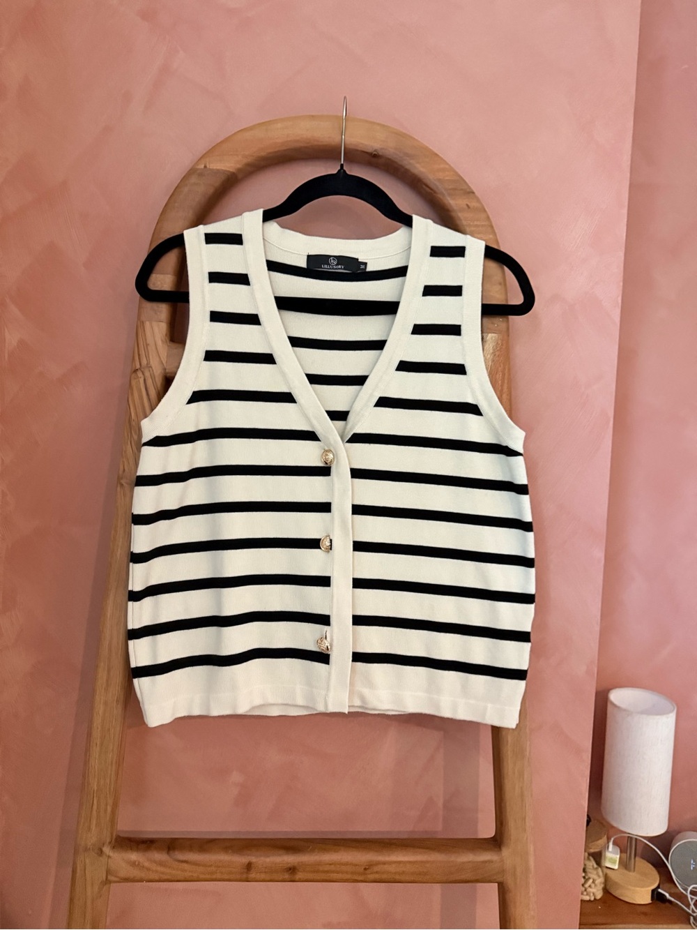 Amazon Striped V-Neck Button Tank - White & Black